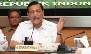 054353100_1449837511-20151211-Pembelaan-luhut-padjaitan-AY-2