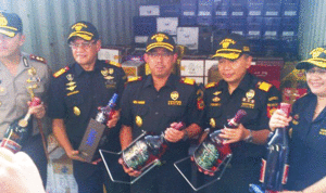 Dua Kontainer Miras Ditahan, Bea Cukai Tanjungpinang Diminta Transparan